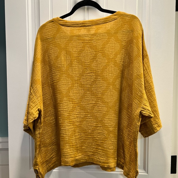 Pure Jill Gold Kimono Style Blouse. Size Medium. Like New. Beautiful! - Picture 3 of 9